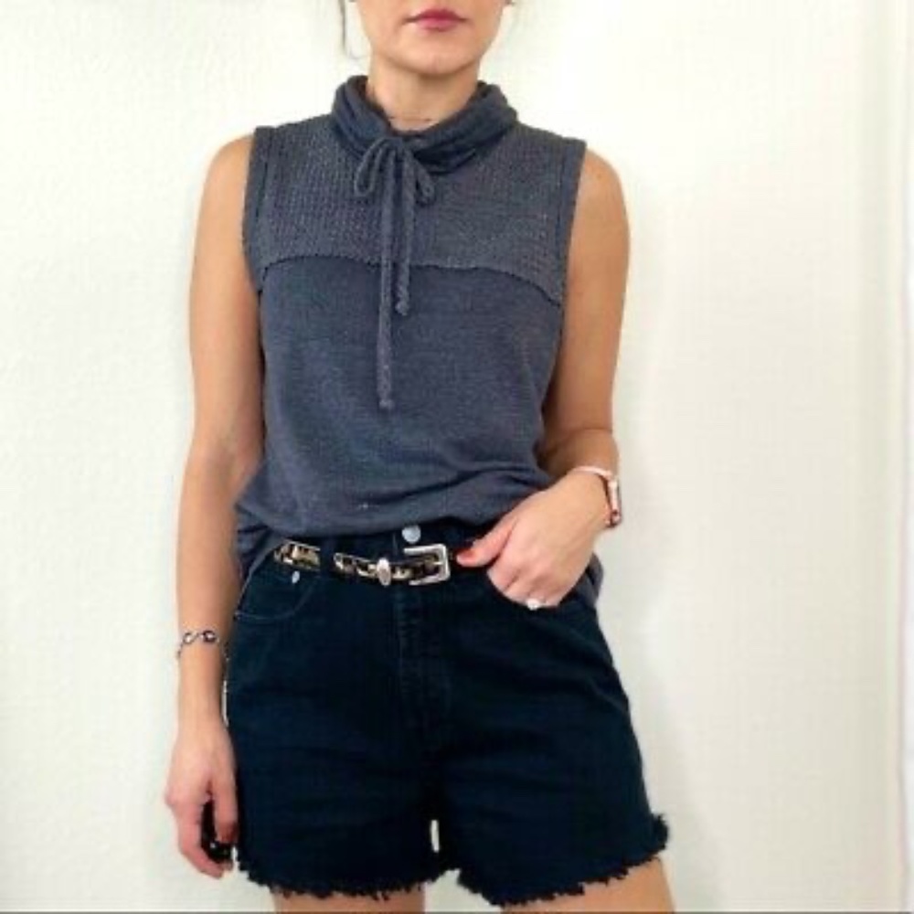 Lazy Sundays by Paper Crane Gray Tunic Sleeveless Top